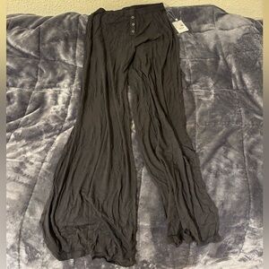 *Brand New* Whipped Track Pant in Black Size XS